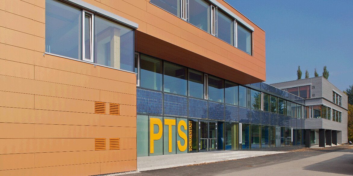 Haupt- und Polytechnische Schule Schwanenstadt Haupt- und Polytechnische Schule Schwanenstadt